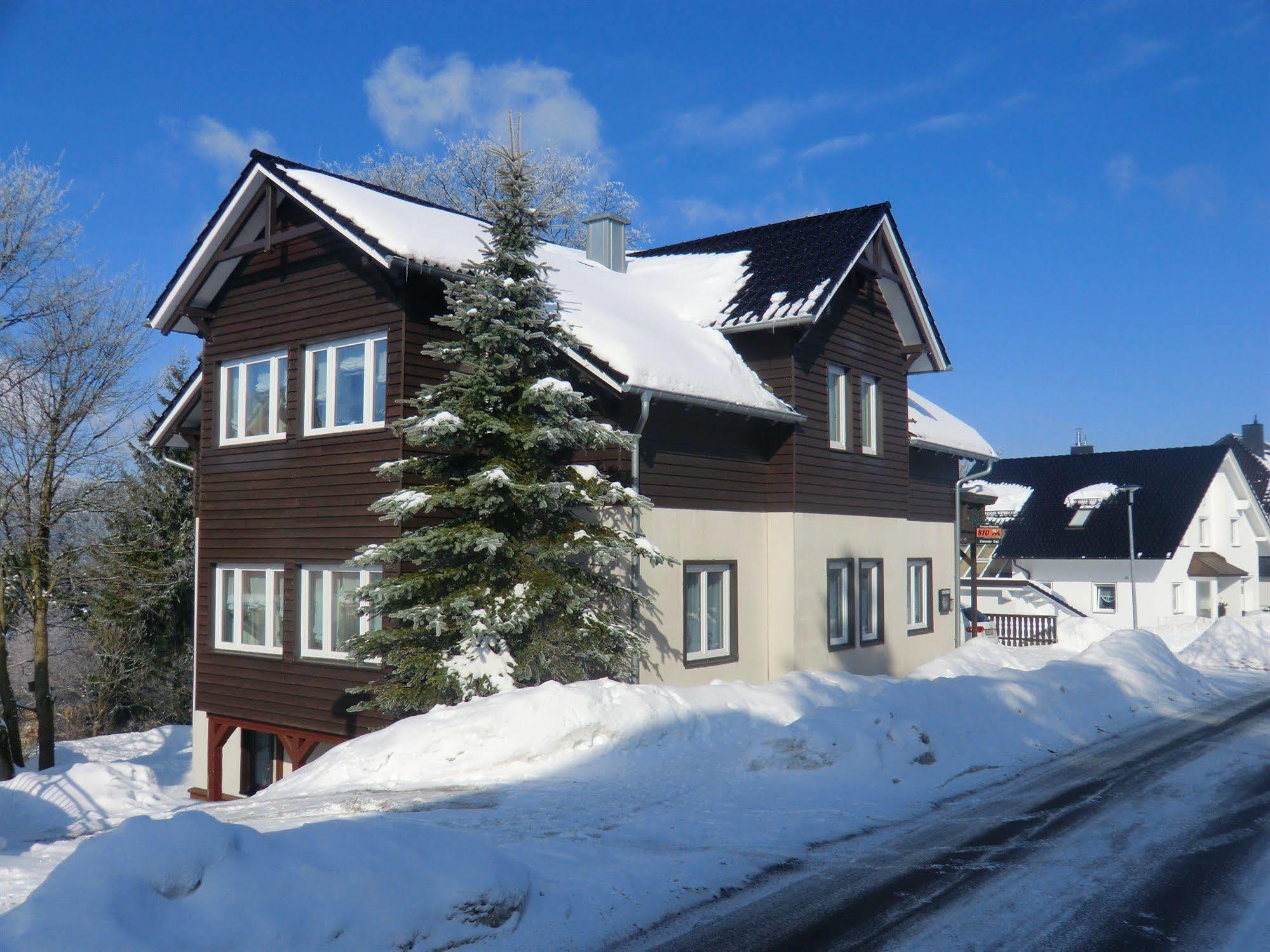 Pension & Ferienwohnung Oberhof 810 M Ngoại thất bức ảnh